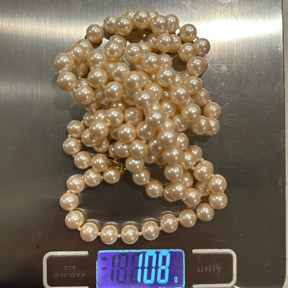 Pearl necklace